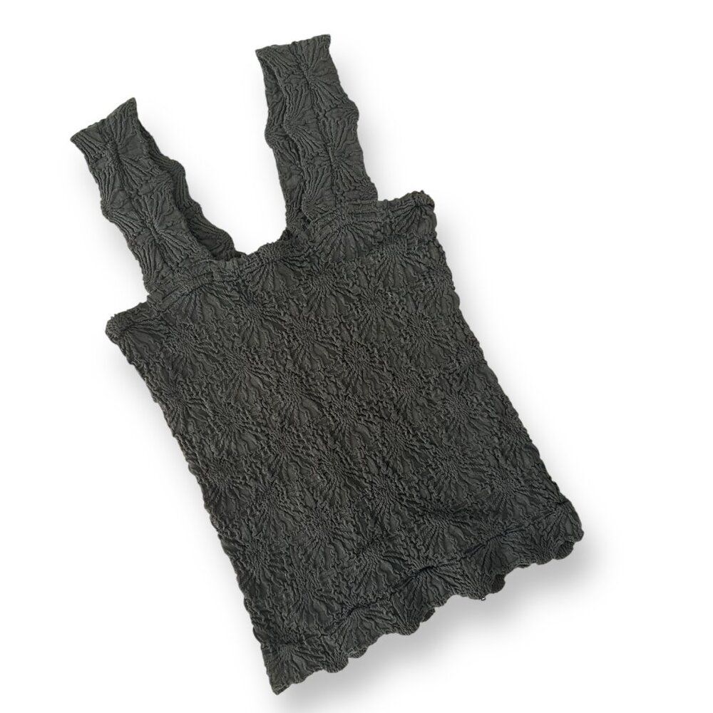 Square Neck Stretch Tank Floral Texture & Scalloped Edges‎ NWOT Wm Sm/Med Black